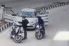 Daylight armed robbery in Delhi raises concerns about security, video goes viral