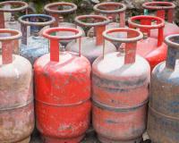 A ship carrying 20,000 tons of LPG has crossed the Hormuz Strait and reached Gujarat