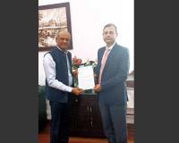 Surat : Chamber of Commerce President Meets Revenue Secretary, Seeks Tax Relief for Small Entrepreneurs