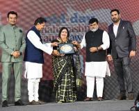 Renowned Indian Dancer Dr. Uma Rele honoured with Maharashtra Gaurav Award