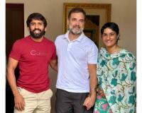 Wrestlers Vinesh Phogat and Bajrang Punia Meet Rahul Gandhi Amid Speculations of Electoral Debut