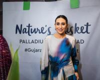 Karisma Kapoor Inaugurates Nature’s Basket’s First Experiential Store in Ahmedabad