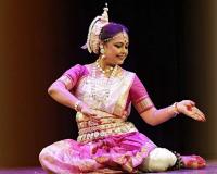 Odissi Dance Guru Sruti Barua’s show Pratbimb enchanted Delhi