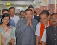 Surat : Union Minister Nitin Gadkari announces 20,000 crore rupee package for Gujarat road infrastructure