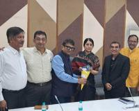 Surat: New Industrial Gas Connection Available in Just 7 Days, Workers to Receive Small Cylinders on Aadhaar Card