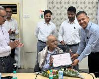 Vadodara: Honorable Tribute to Retired Railway Employee Umadbhai Patel on Completion of 100 Years