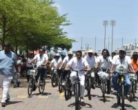 Surat: Grand Bicycle Rally Held on World Environment Day, Promoting Environmental Protection and Fuel Conservation