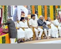 Vadodara: Chief Minister Bhupendra Patel pays tribute to the late MLA Yogeshbhai Patel, attends prayer meeting