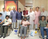 Surat: 108 Units of Blood Collected at the First Blood Donation Camp of Bahawalpur Samaj