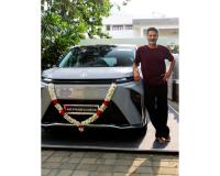 Prabhu Deva Welcomes the MG M9 – Presidential Limousine by MG SELECT