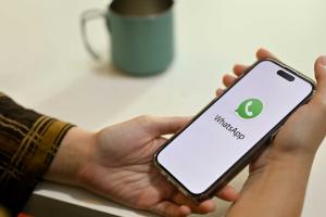 WhatsApp to let users pay businesses with credit card, other UPI apps in India