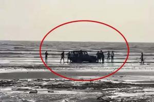 Surat : Joyride on Dabhari Beach Ends in Unforeseen Trouble for Local Youth