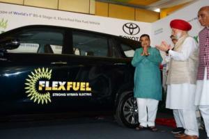 Gadkari unveils world's first prototype car, says biofuel will eradicate stubble burning almost to nil