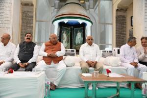 Chief Minister Bhupendra Patel Honors Mahatma Gandhi on His Birth Anniversary