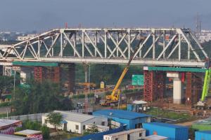 First Steel Bridge for Mumbai-Ahmedabad Bullet Train Completed in Surat