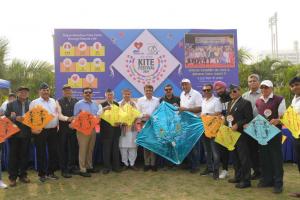 Surat's Kite Festival Takes Flight with a Message of Life: Organ Donation
