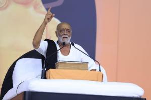 Morari Bapu brings together Maharishi Valmiki’s Ramayana and Goswami Tulsidas’ Ram Charit Manas