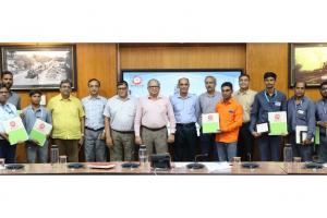 Western Railway Honors 7 Employees for Safety Excellence