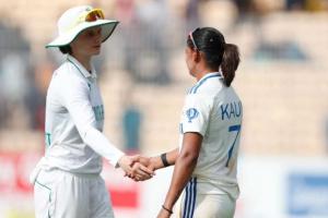 Cricket : India Women Defeat South Africa by 10 Wickets in Only Test