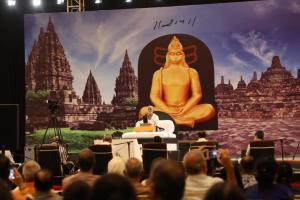 Yogyakarta Hosts Inspiring Ramayana Discourse by Renowned Saint Morari Bapu