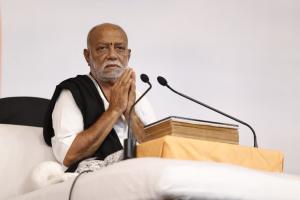 Morari Bapu’s tributes to victims of road accidents in Saurashtra