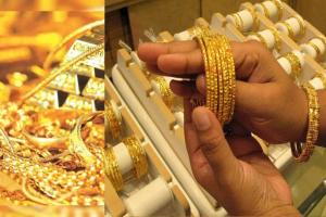 Gold and Silver Prices Surge, Leaving Jewelers in a Dilemma Amid Festive Season