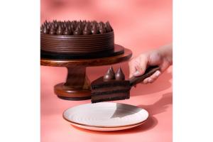 Deliure Expands Its Sweet Legacy with New Outlets in Mulund and Colaba