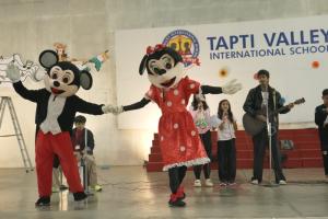 Surat’s Tapti Valley International School Rings in 2026 With an Unforgettable Carnival Celebration