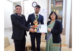 IPS Academy’s Vishal Dhakad Wins Gold at World Raw Powerlifting Championship