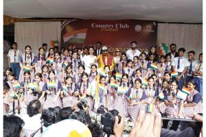 Country Club Celebrates Republic Day with the Real Heroes, Launches Chalo Pattaya VIP International Membership Card