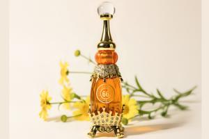 Non-Alcoholic Fragrance Segment Sees Growth; Delhi Brand Launches Premium Attar