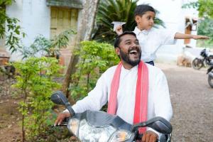 How to Claim Bike Insurance: Cashless vs Reimbursement