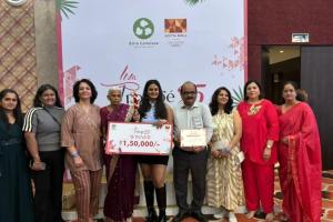 Vasai Girl Wins National Fashion Title with Collection Refreshing Heritage Textiles