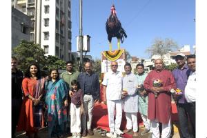 Shri Bahuchar Mata Chowk Renovated at Bhulabhai Park; Rooster Sculpture Made from 2000 kg Waste Metal Unveiled