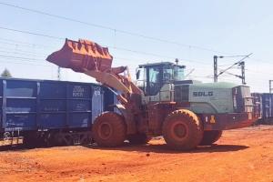 Vedanta Aluminium Cuts CO₂ Emissions by Half with EV Loader Deployment at Kodingamali