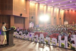Dr. Kiran Bedi Visits Vedanta Jharsuguda, Inspiring Employees and Women Community Leaders