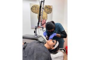 Inside Zolie Skin Clinic: How Dr. Nirupama Parwanda Is Elevating Dermatology Care in New Delhi