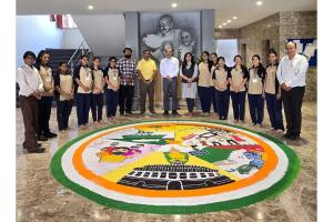 Surat: Rangoli Competition for Awareness in Municipal Elections, Students Convey Message of Democracy