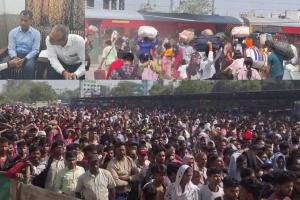 Surat: Chamber's Initiative to Facilitate Return of Migrants, Special Trains May Operate from Bhestan and Chalthan Stations