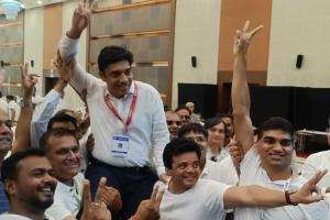 Surat: Ravi Raj Desai's resounding victory in the election for the Vice President of the Chamber of Commerce