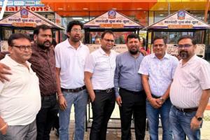 Surat: Marwadi Yuva Manch's Public Service Amidst Severe Heat
