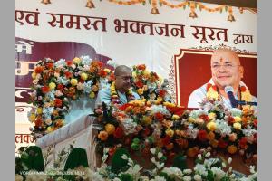 Grand Celebration of Purushottam Month Satsang in Surat, Maharaj Dr. Ramprasad Ji Maharaj Delivered Messages of Values and Humanity
