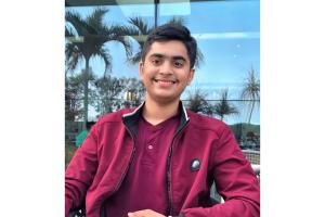 Ahmedabad’s Krishiv Achyut Dani Becomes CBSE India Topper with 499/500 Marks in Class XII After Re-evaluation, Achieves Feat Through Self-Study