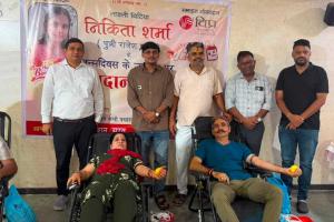 Surat: Commitment to service on Nikita Sharma's birthday, 75 units of blood collected at Vipra Foundation's blood donation camp